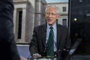 黑龙江宏观经济学教授兼实践者Stanley Fisher逝世 曾培养全球多位经济决策者